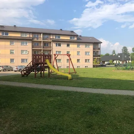 Azkalna Ielas Apartamenti Valmiera