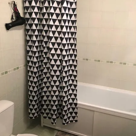 Azkalna Ielas Apartamenti Valmiera